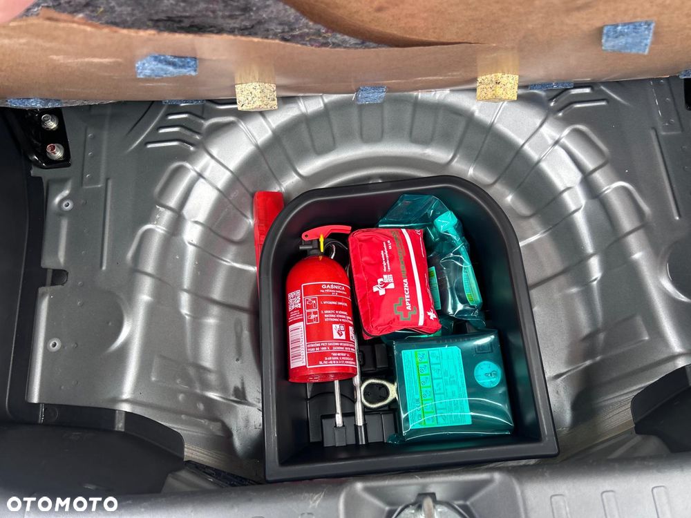 Mitsubishi Space Star 1.2 Intense CVT - 15