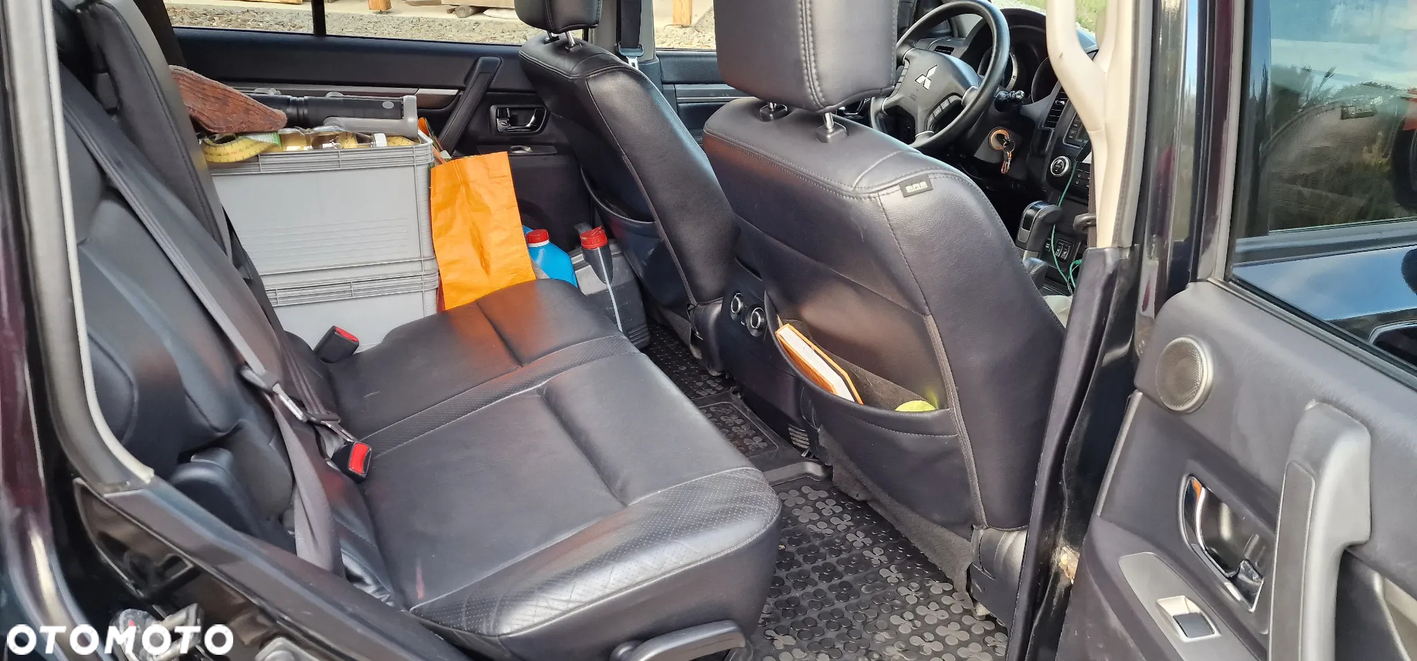 Mitsubishi Pajero 3.2 DID Intense + - 16