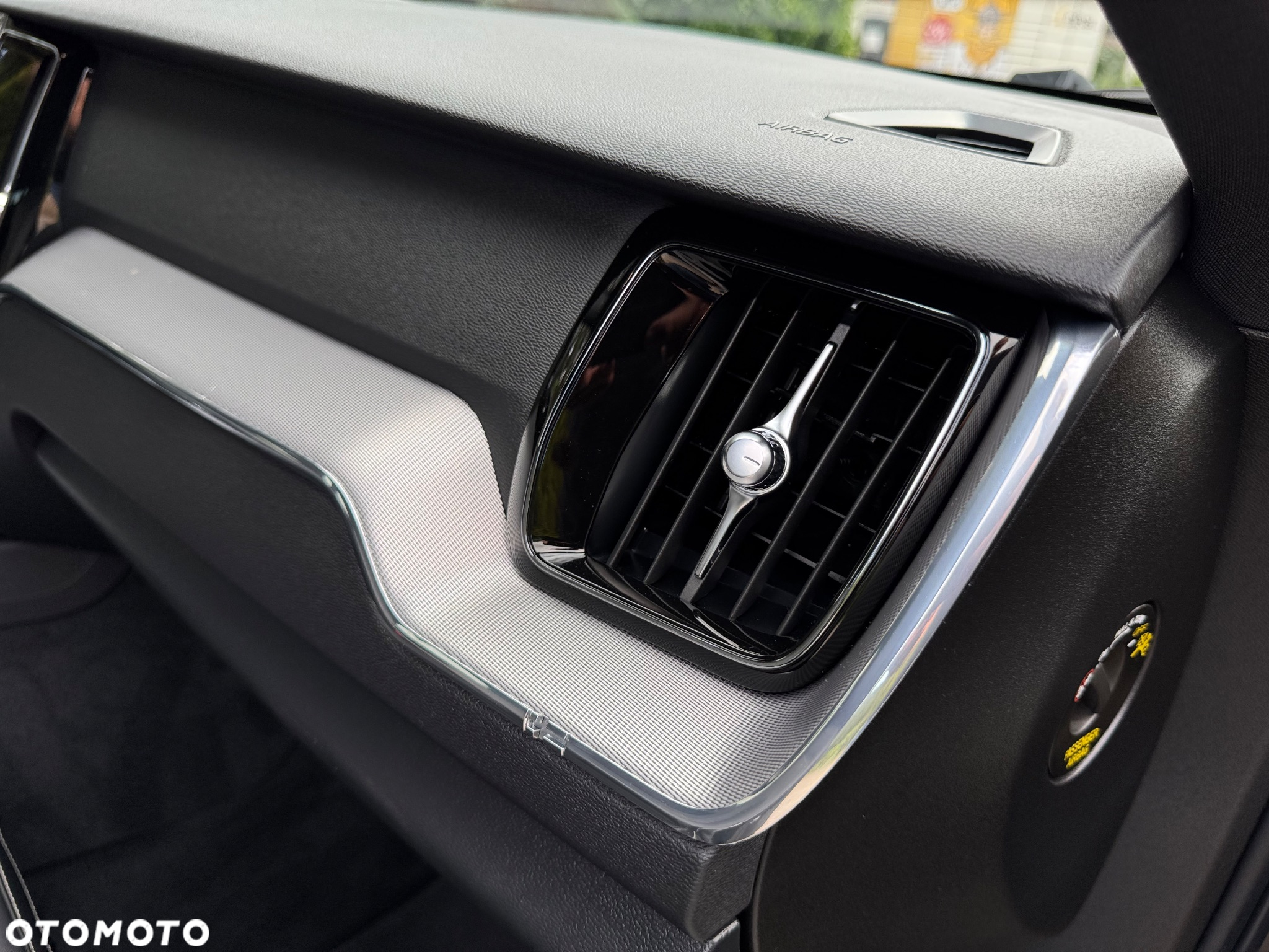 Volvo XC 60 B4 D Geartronic RDesign - 28