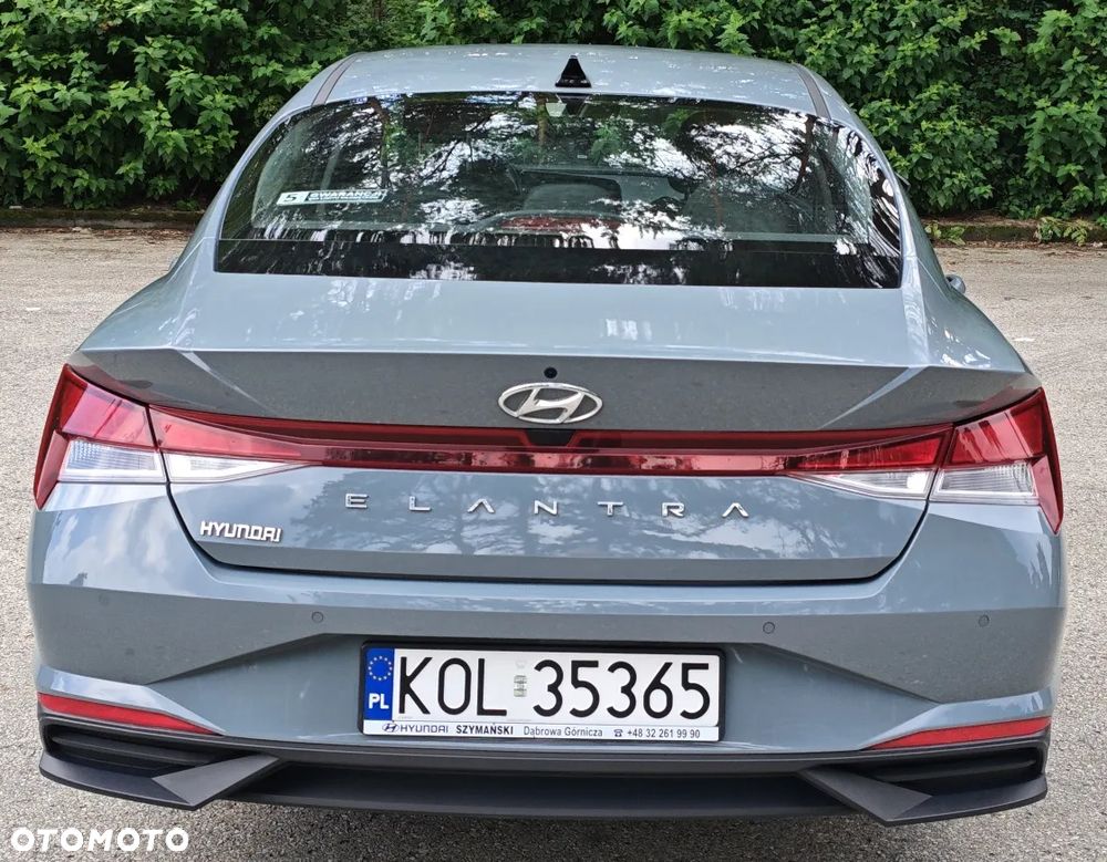 Hyundai Elantra 1.6 Modern - 4