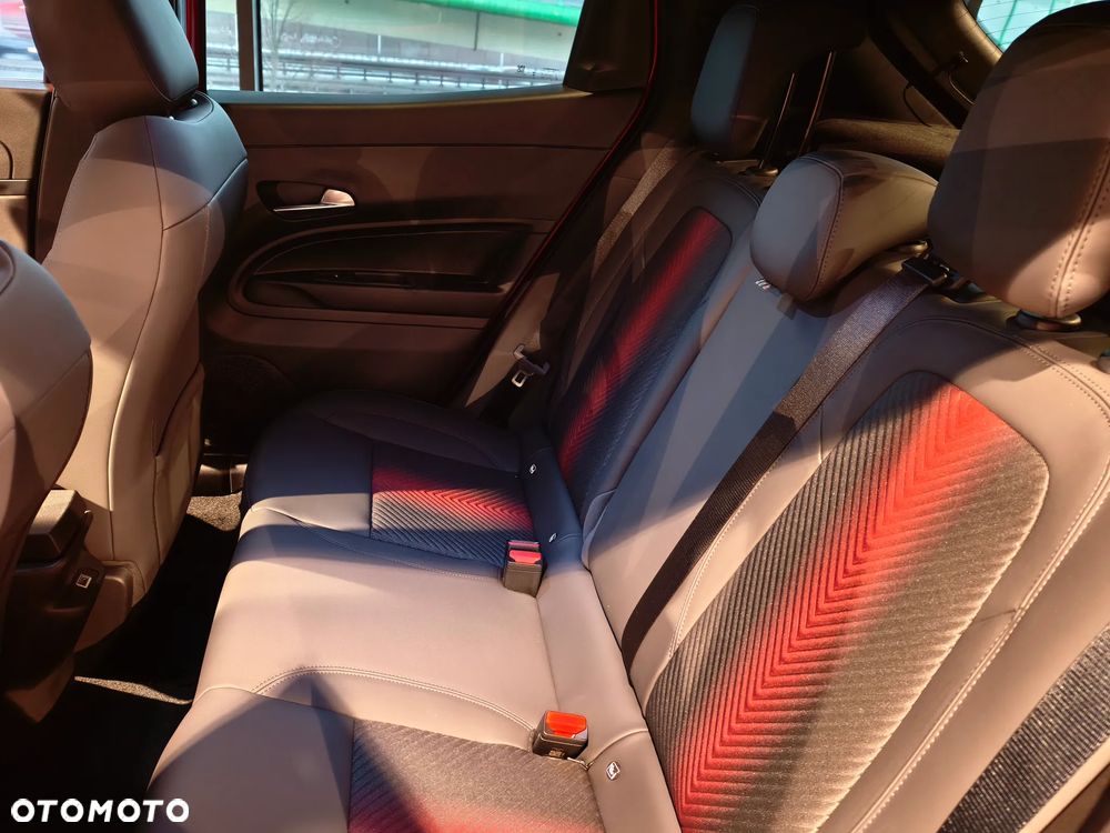 Alfa Romeo Junior 1.2 mHEV Ti eDCT - 14