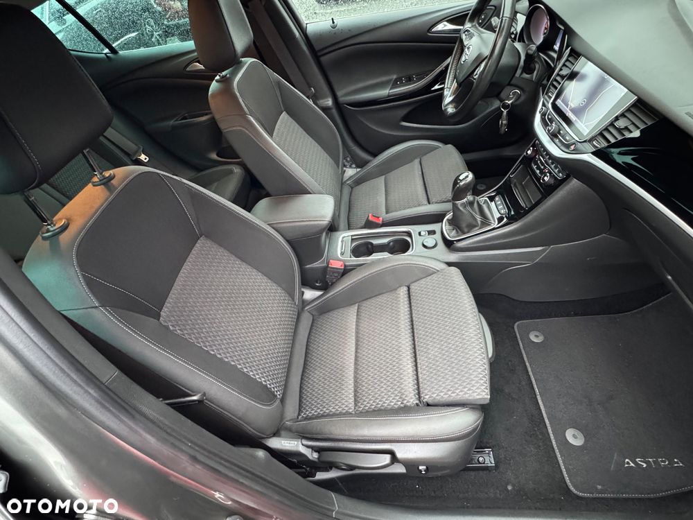 Opel Astra 1.6 D (CDTI) Start/Stop Innovation - 23