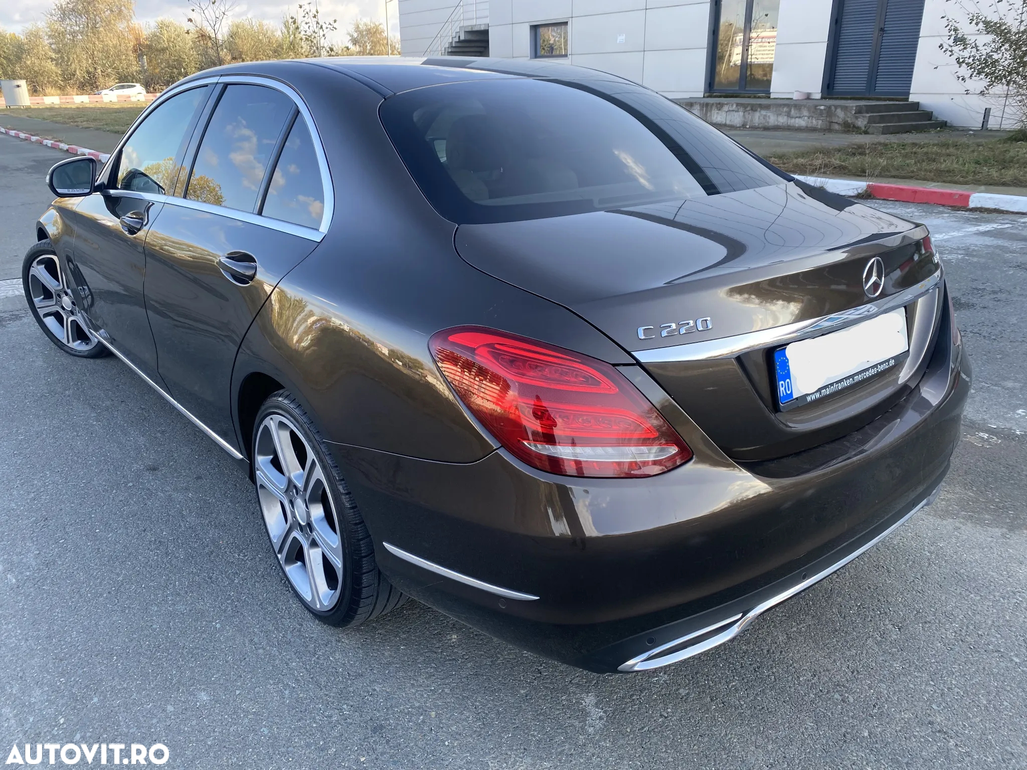 Mercedes-Benz C - 8