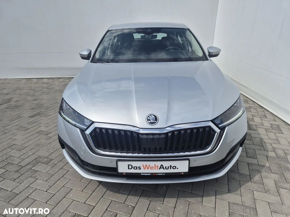 Skoda Octavia 2.0 TDI DSG Ambition - 8