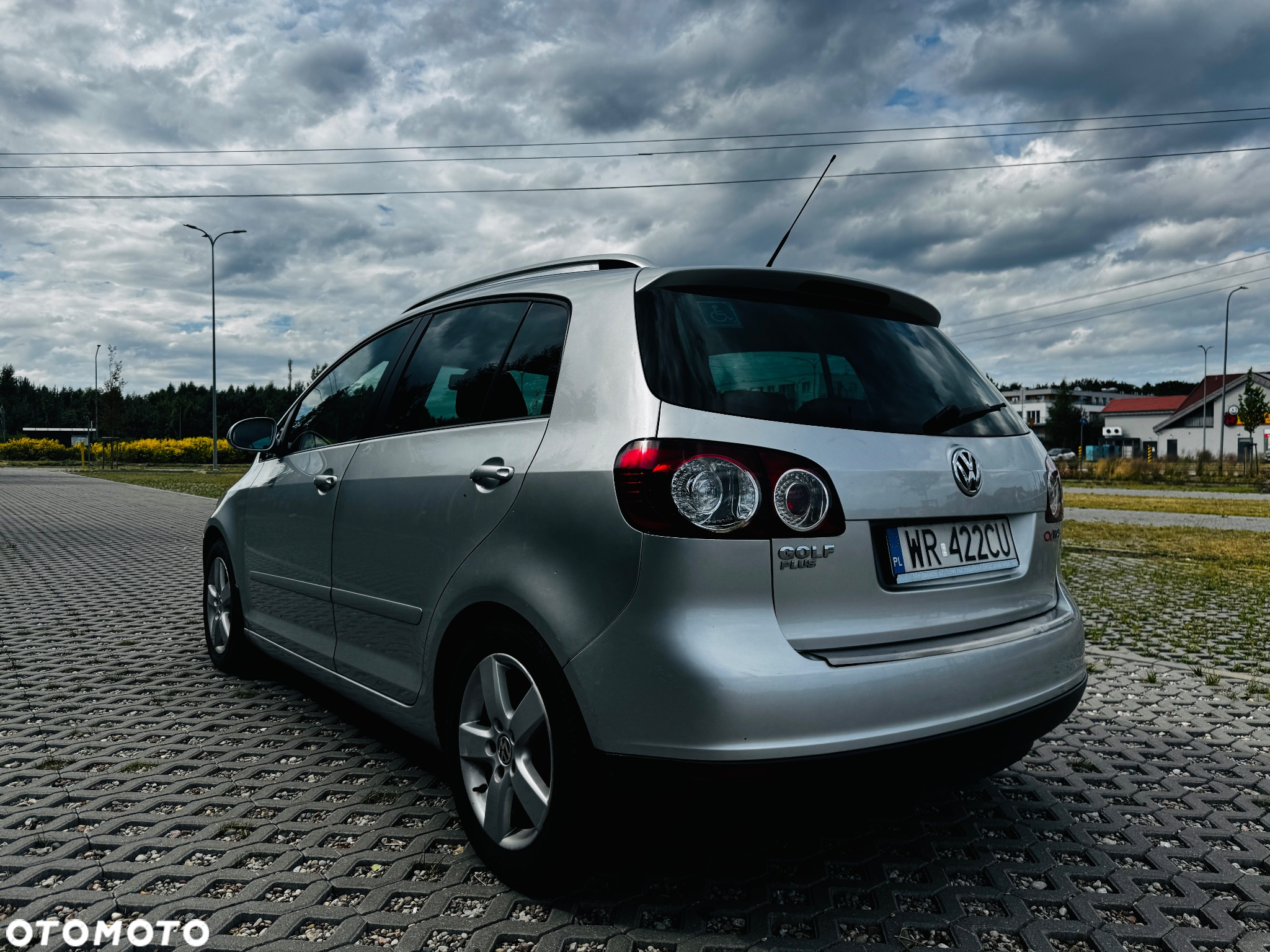 Volkswagen Golf 1.9 TDI DSG DPF Comfortline - 3