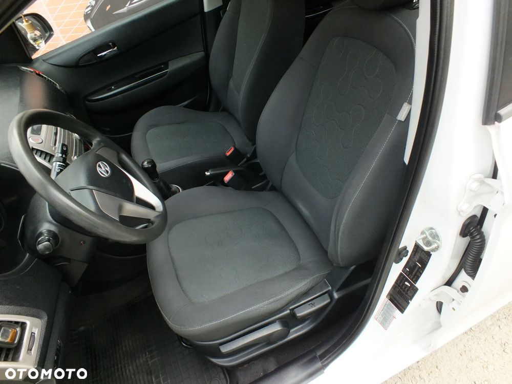 Hyundai i20 - 11