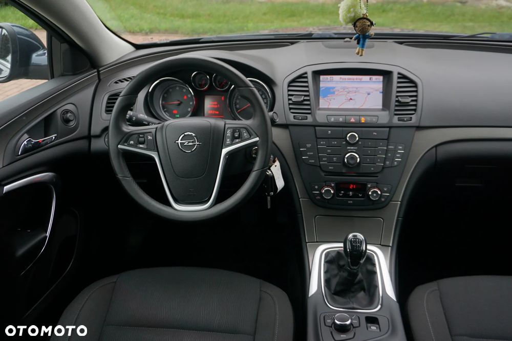 Opel Insignia 1.6 Design Edition - 14