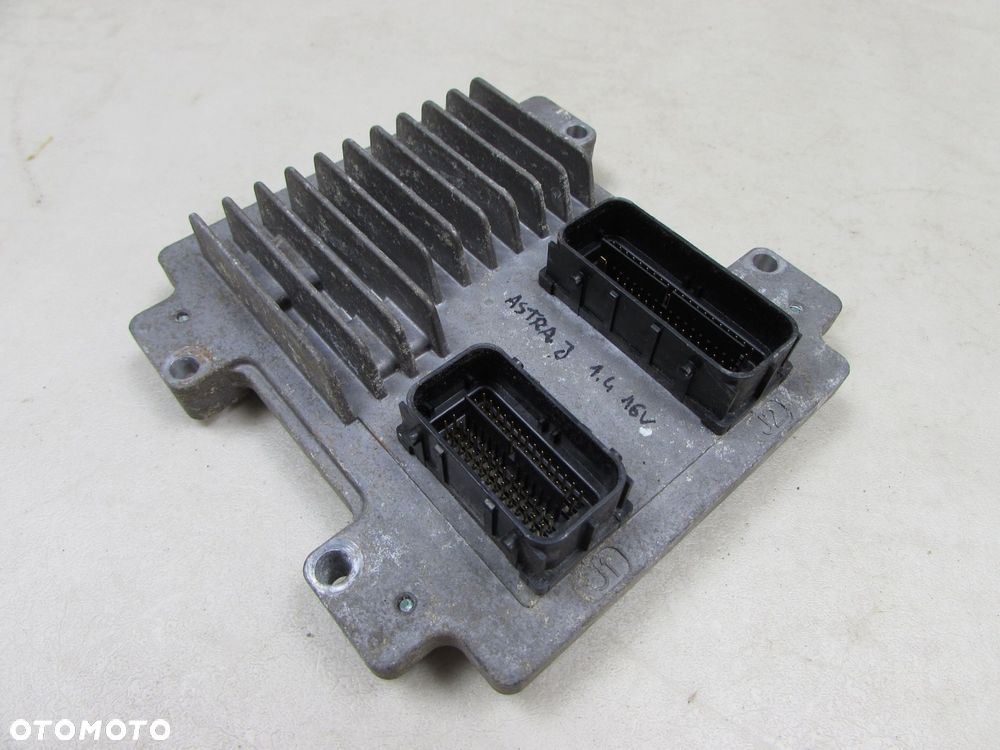 OPEL ASTRA V K J CORSA E 1.4 16V KOMPUTER STEROWNIK ECU SILNIKA 12654172 ABJT - 2