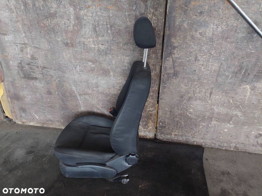 FOTEL LEWY PRZÓD VOLKSWAGEN PASSAT B5 FL - 4