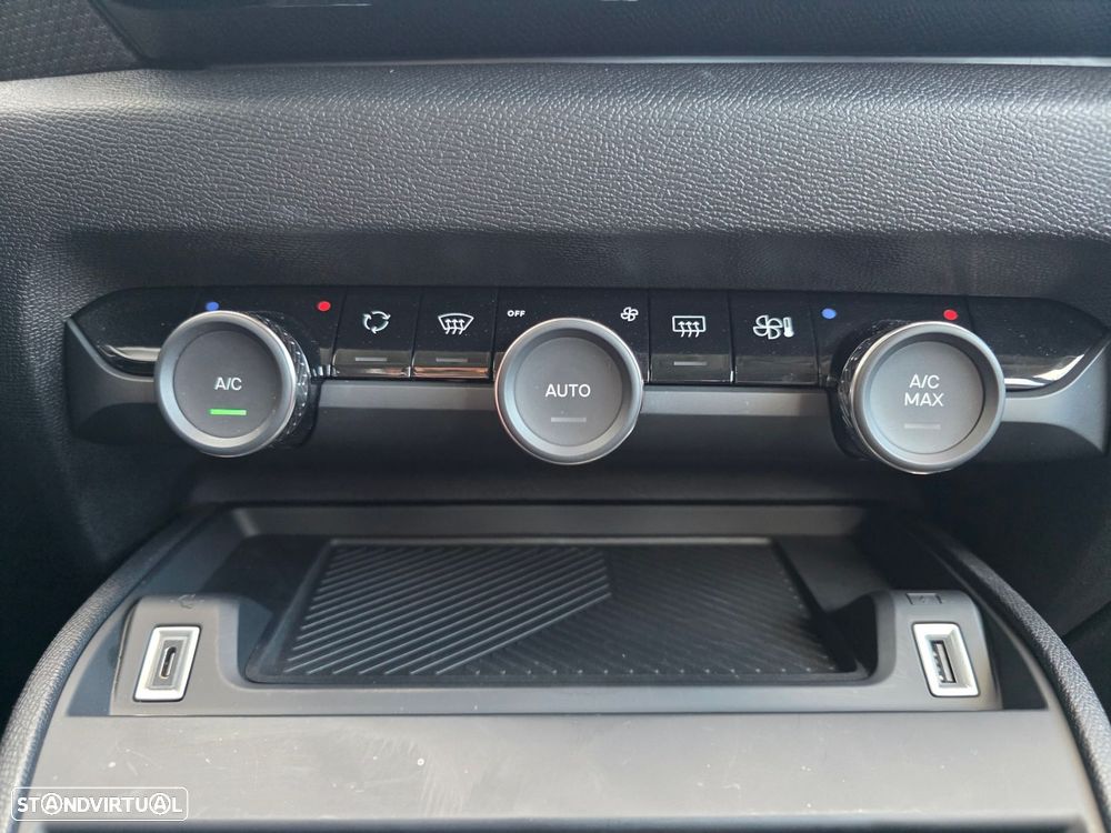 Citroën C4 1.2 Hybrid Plus e-DSC6 - 16