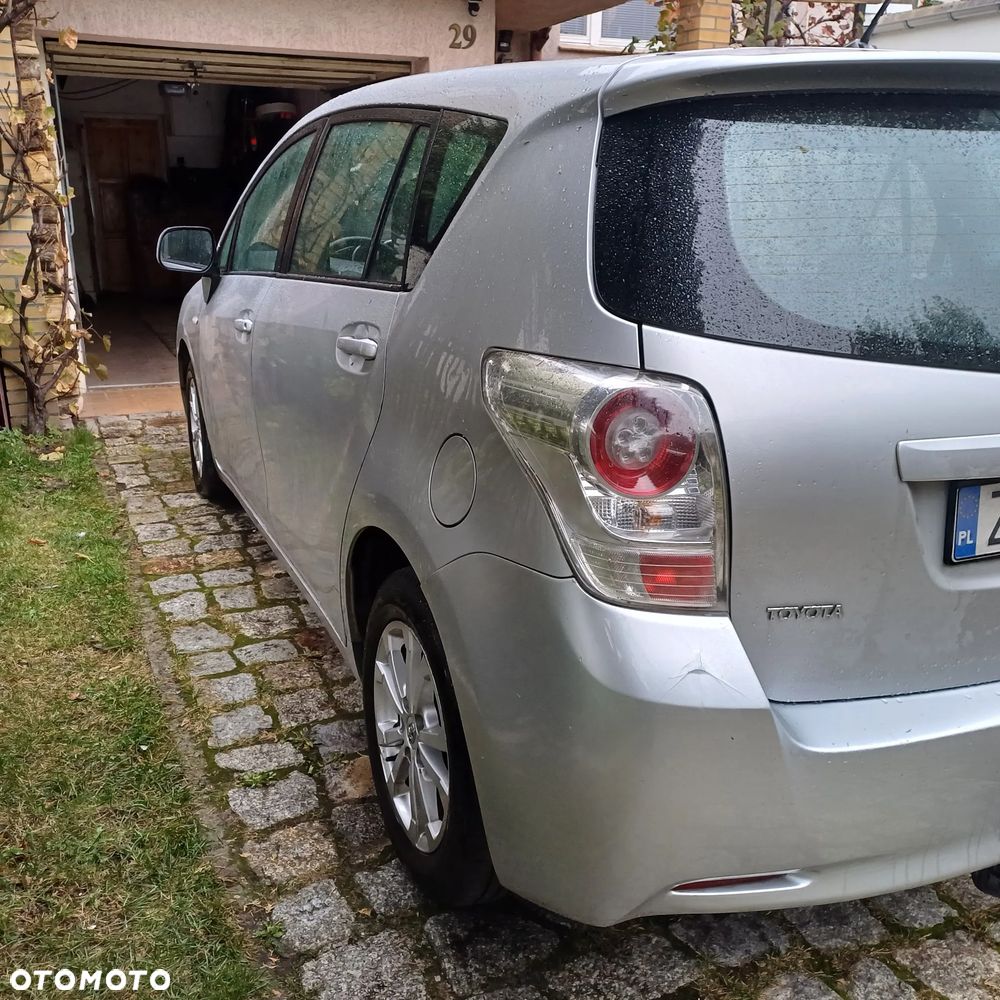 Toyota Verso 2.0 D-4D Premium - 7