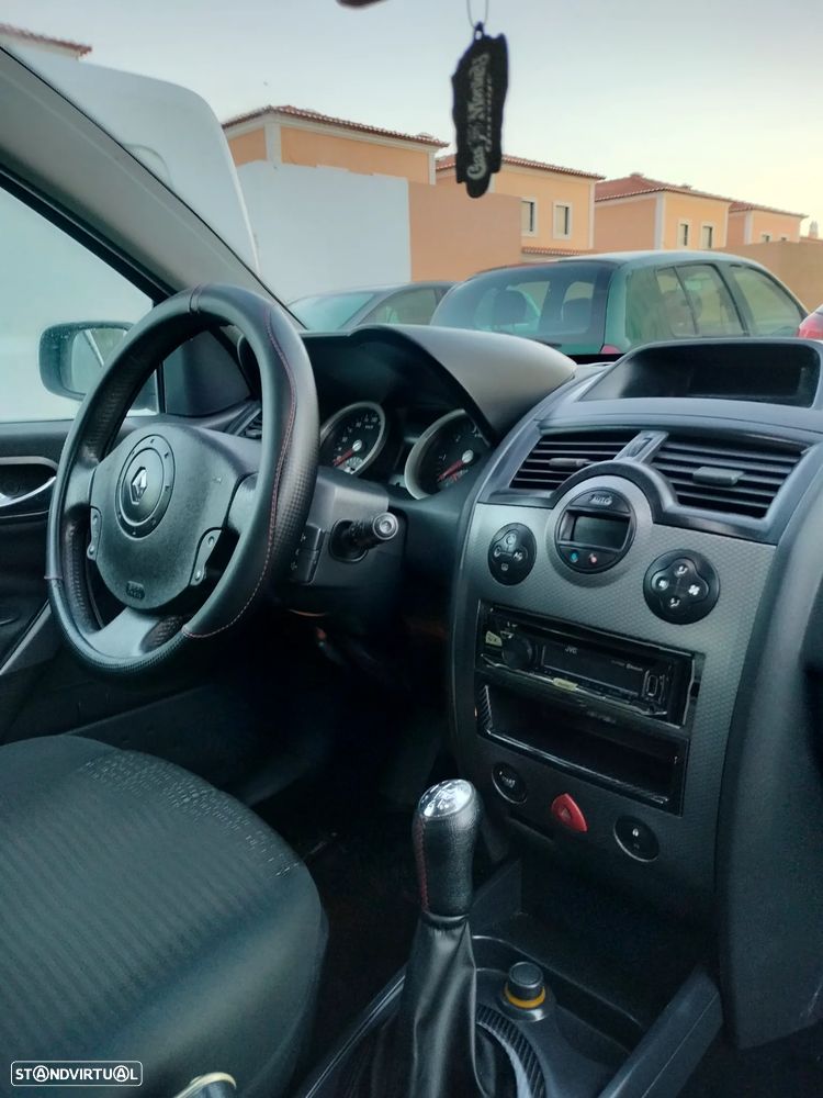 Renault Mégane - 11