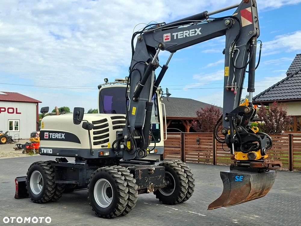 Terex SCHAEFF TW110 ROTOTILT ze szczypcami - 6