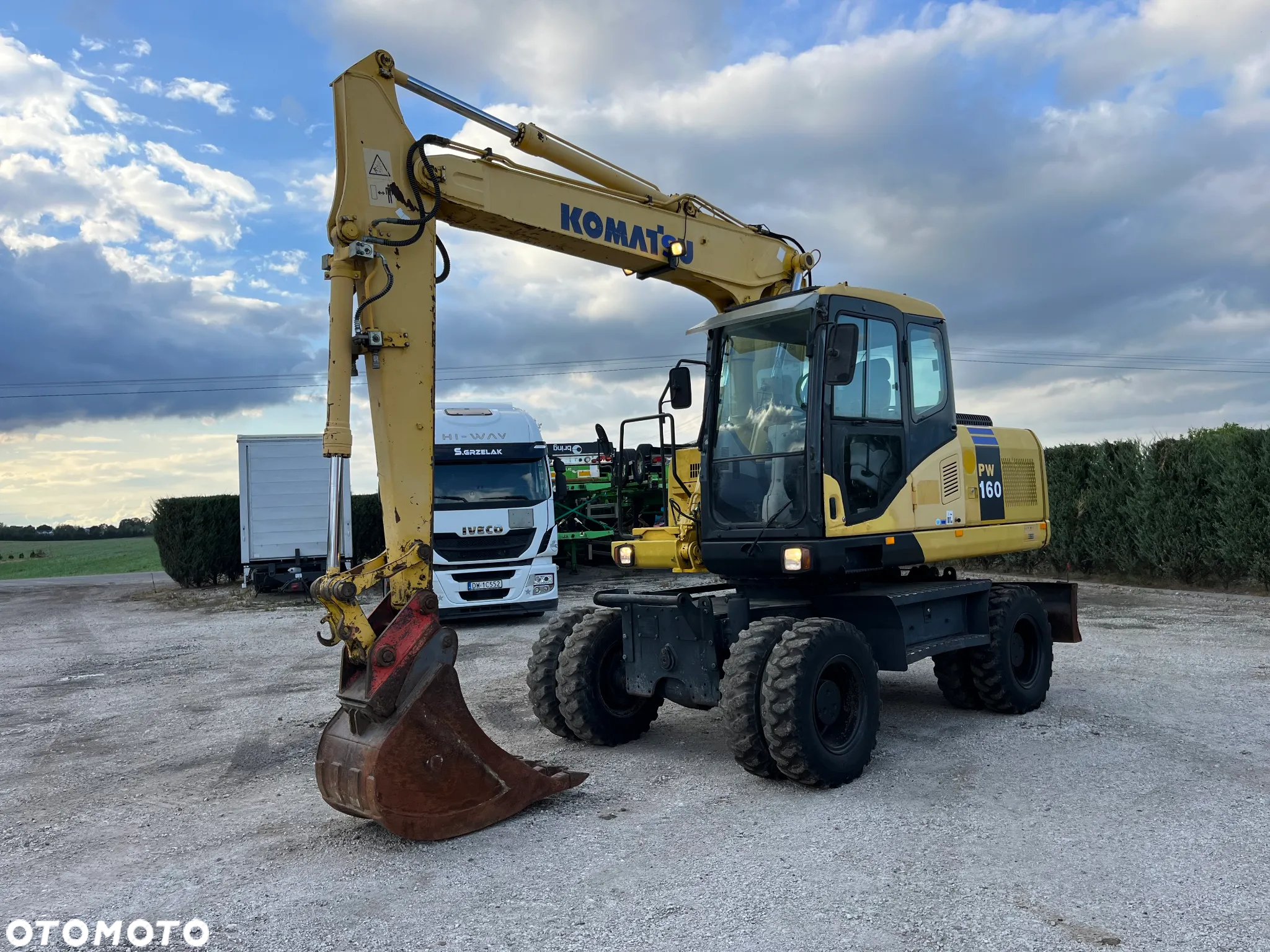 New Holland - 31