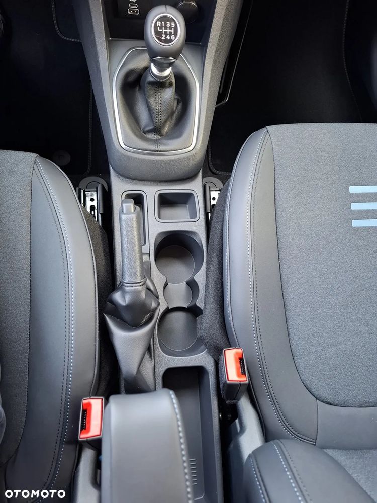 Ford Tourneo Courier 1.0 EcoBoost Active - 20