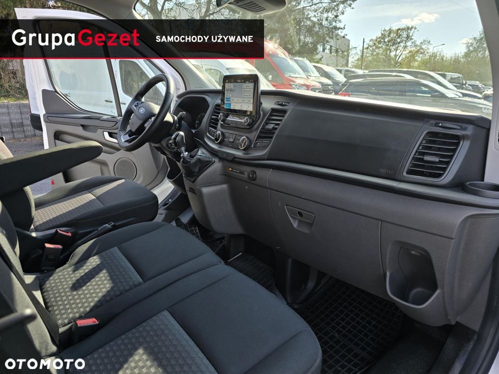Ford Transit Custom - 22
