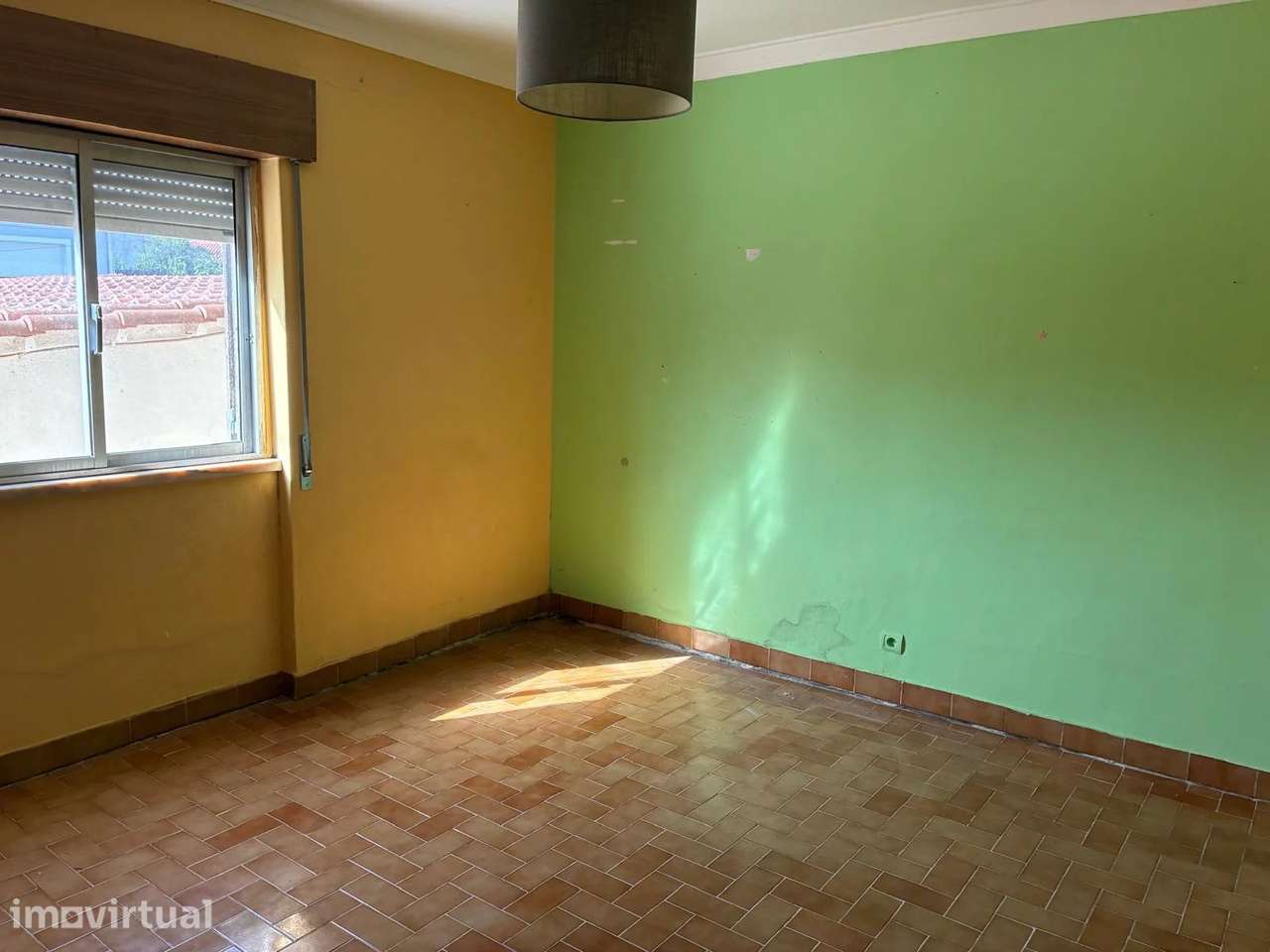 Moradia T4 para remodelar - Grande imagem: 5/24
