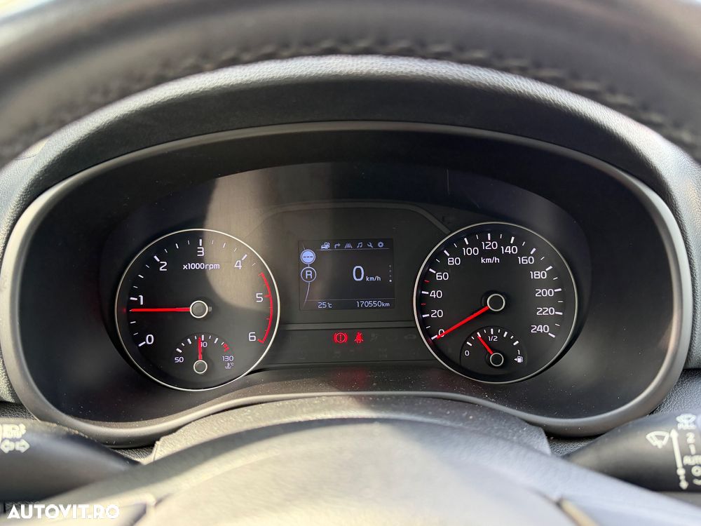 Kia Sportage 1.7 DSL MT 4x2 PREMIUM - 20