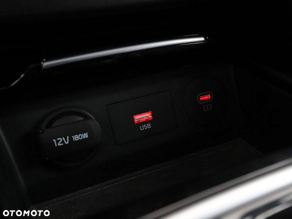 Kia XCeed 1.5 T-GDI OPF DCT7 VISION - 30