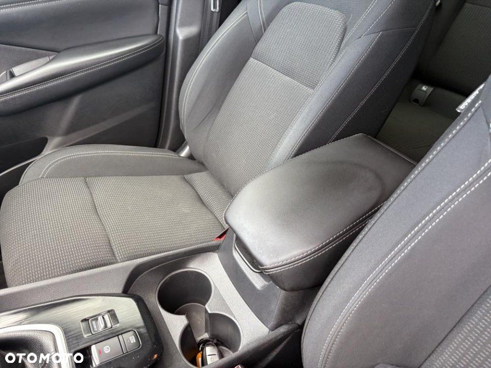 Nissan Qashqai - 16