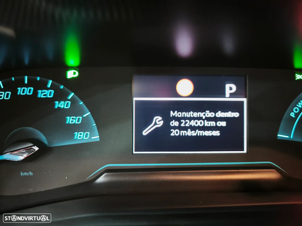 Peugeot e-2008 Active Pack - 21