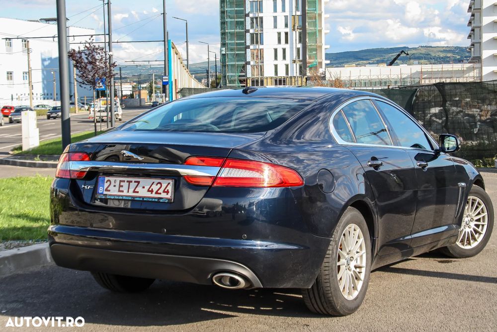 Jaguar XF 2.2 - 3