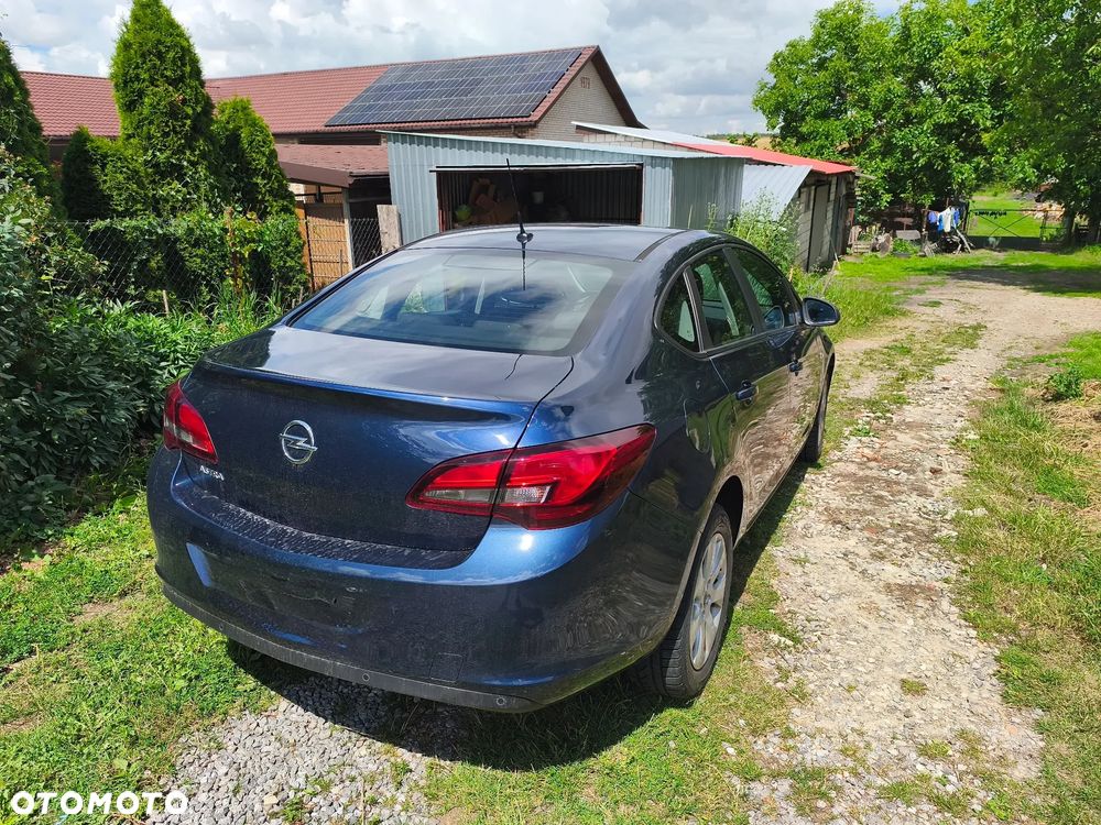 Opel Astra - 24