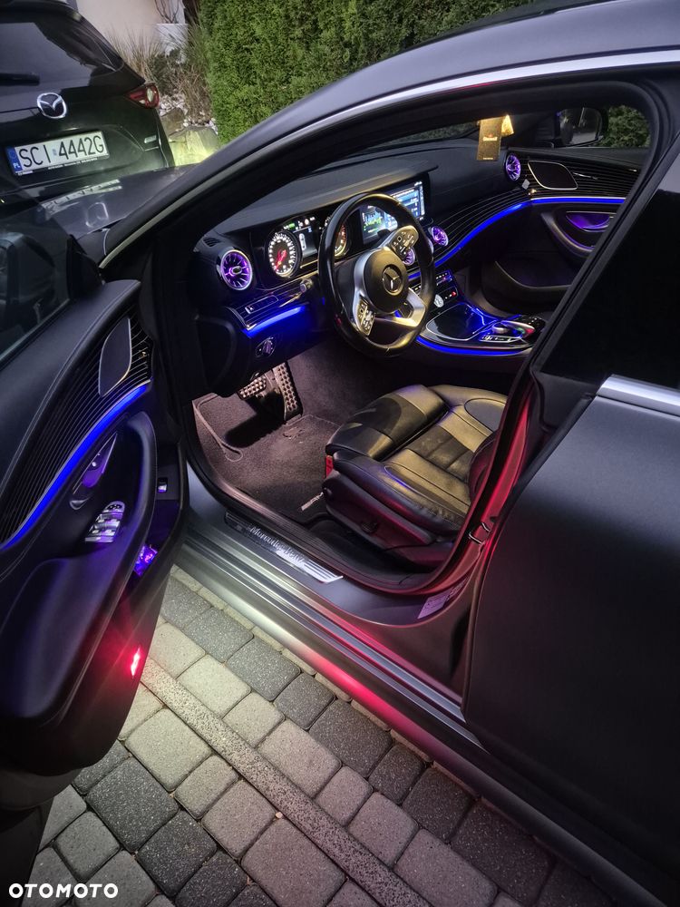Mercedes-Benz CLS - 13