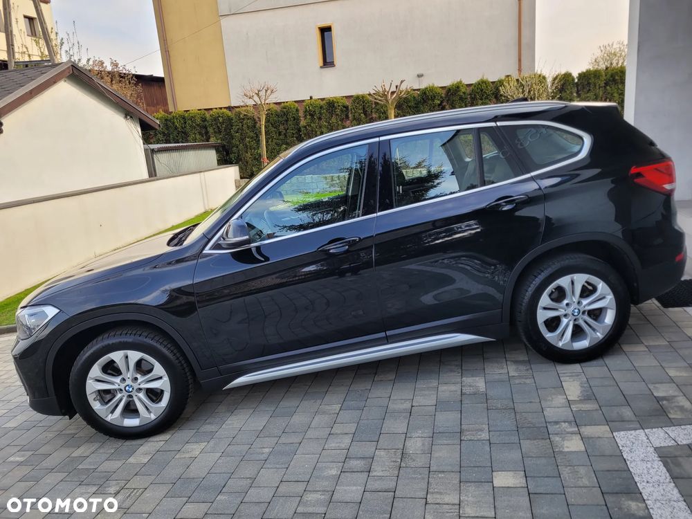 BMW X1 sDrive20i Sport Line - 14