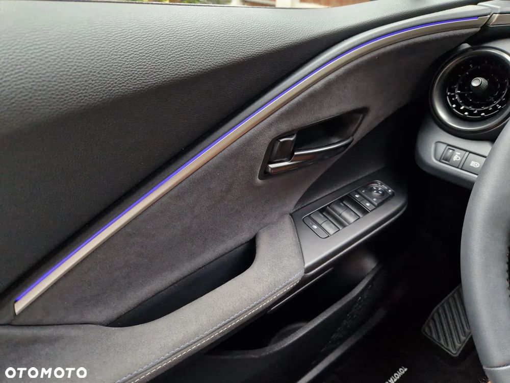 Toyota C-HR 2.0 Hybrid Dynamic Force Executive - 19