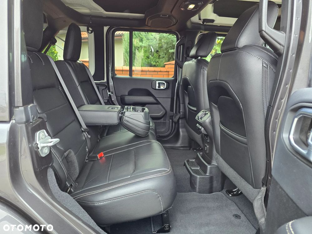 Jeep Wrangler Unlimited GME 2.0 Turbo Sahara - 22