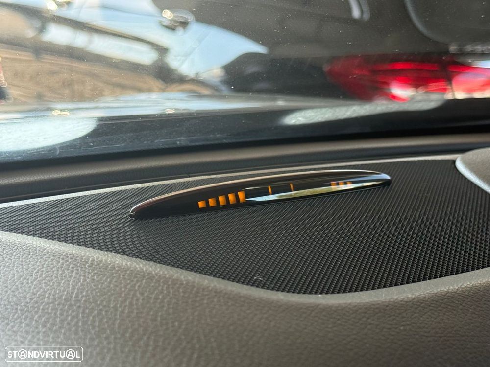 Mercedes-Benz GLA 180 CDi Urban - 50