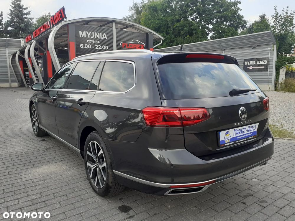 Volkswagen Passat 2.0 TSI Elegance DSG - 3