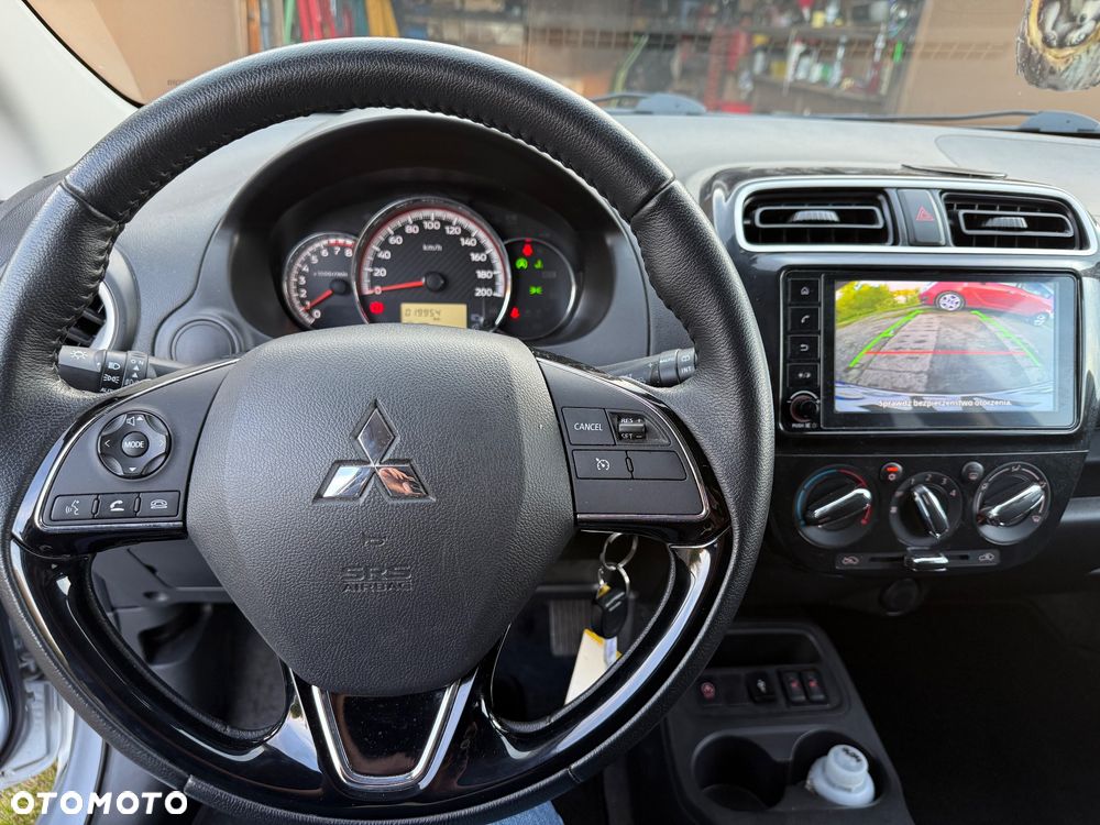 Mitsubishi Space Star AS&G 1.2 Select+ Black - 9