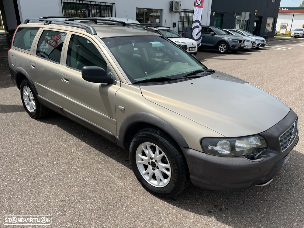 Volvo XC 70 D5 Nivel 2 Auto. - 7