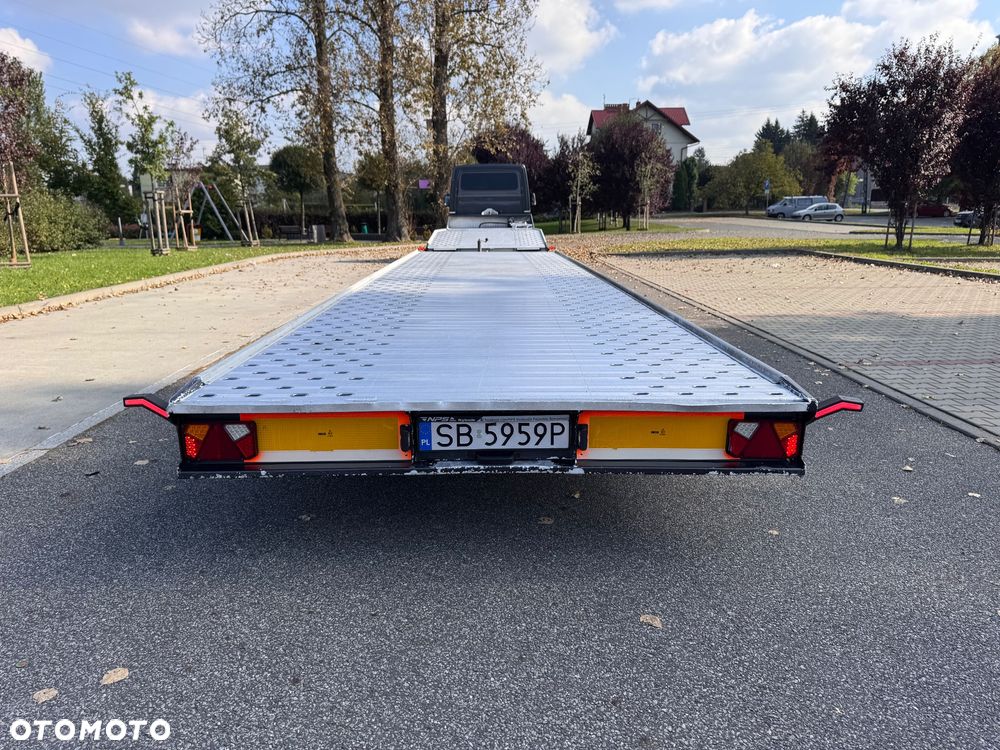 NPS Podwójna DMC 3500 kg Ładowność 2600 kg 8.40m - 12