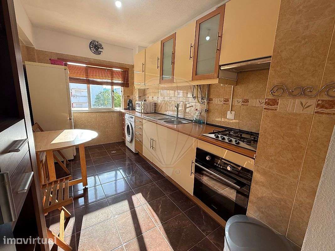 Apartamento T2 para arrendamento - Grande imagem: 2/16