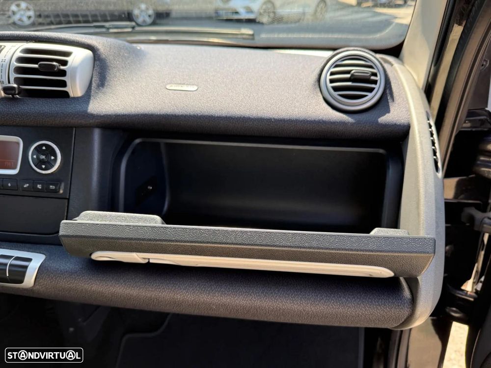 Smart ForTwo Coupé 1.0 mhd Passion 71 - 21