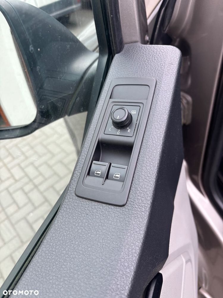 Volkswagen Transporter T6 - 25