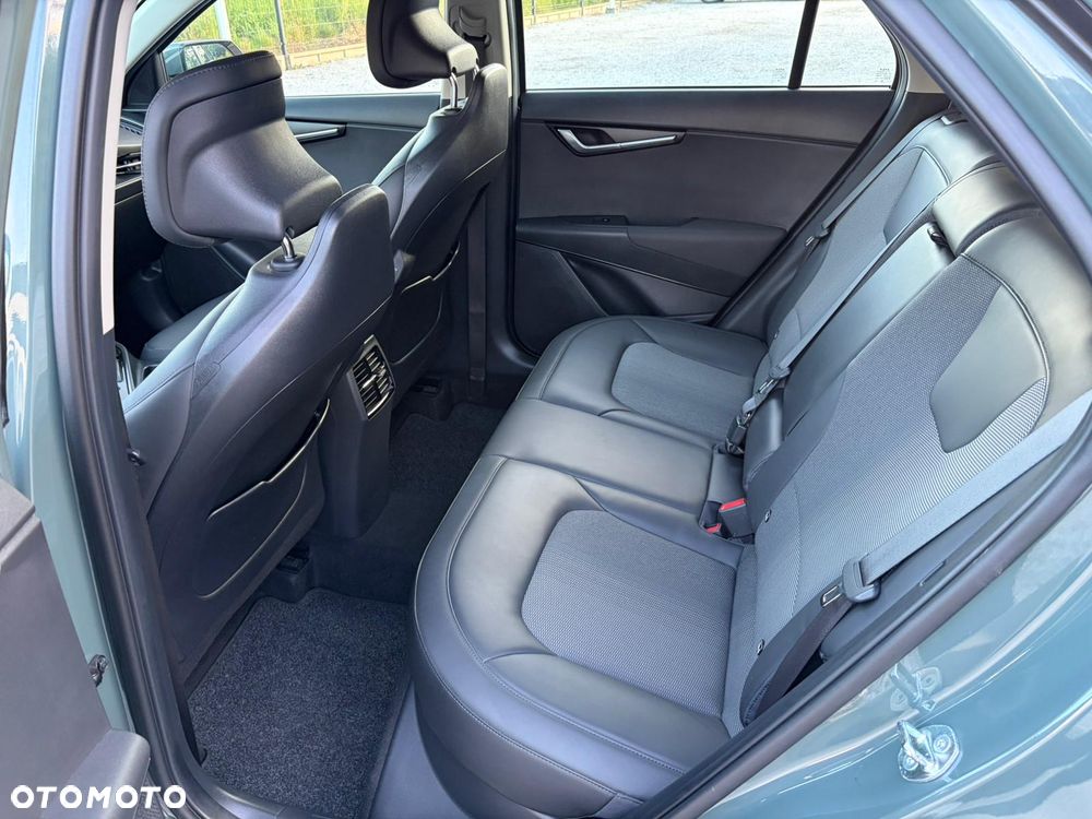 Kia Niro 1.6 GDI PHEV 2WD OPF Vision - 33