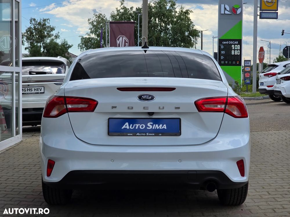 Ford Focus - 7