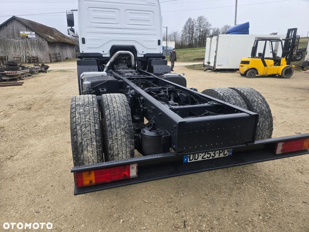 Mercedes-Benz AXOR 1829 - 6