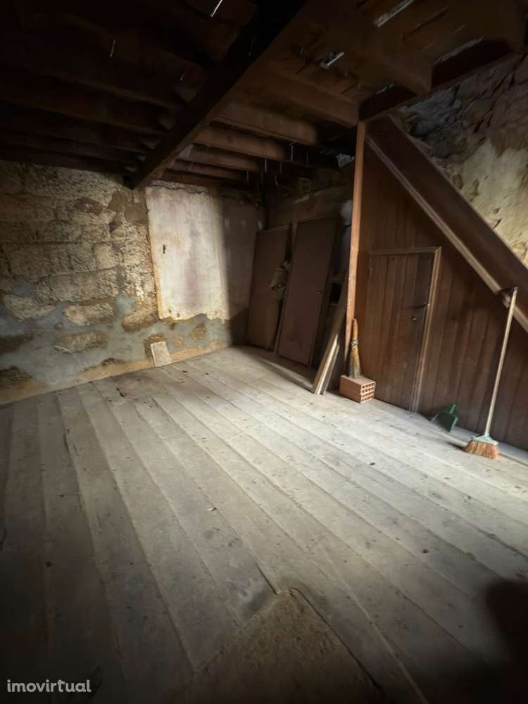 Moradia para Restaurar T3 Venda em Covas e Vila Nova de Oliveirinha,Tá - Grande imagem: 3/12