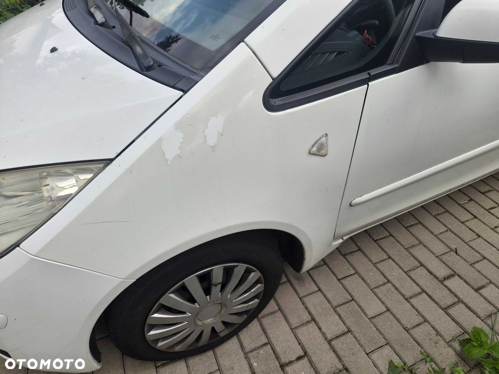 Mitsubishi Colt - 6