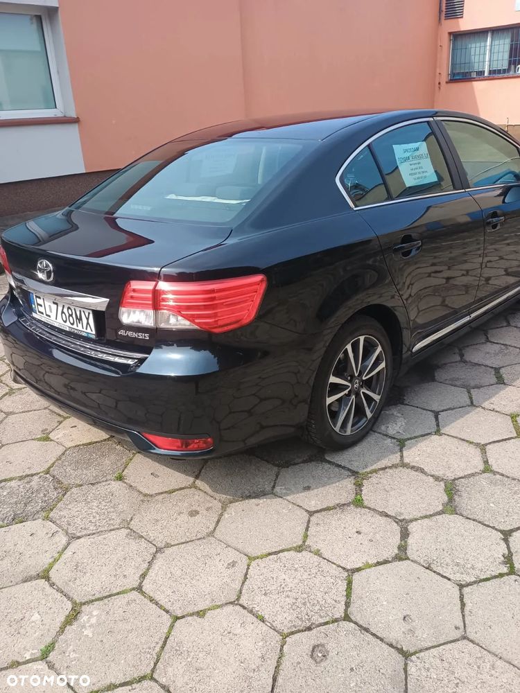 Toyota Avensis 1.8 Luna - 10