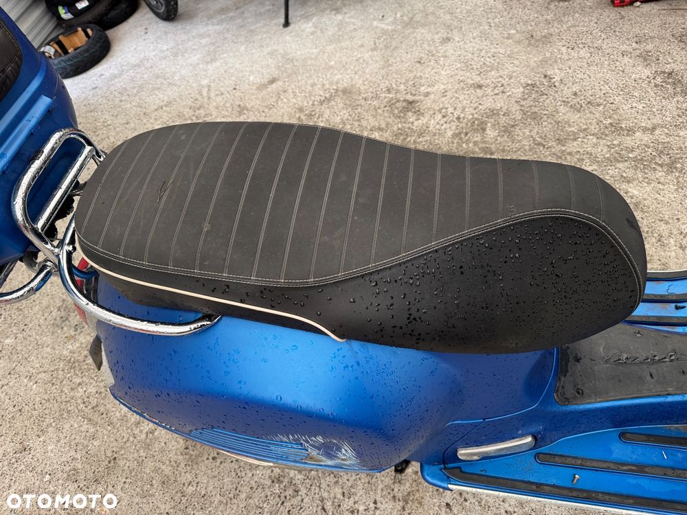 Vespa GTS - 10