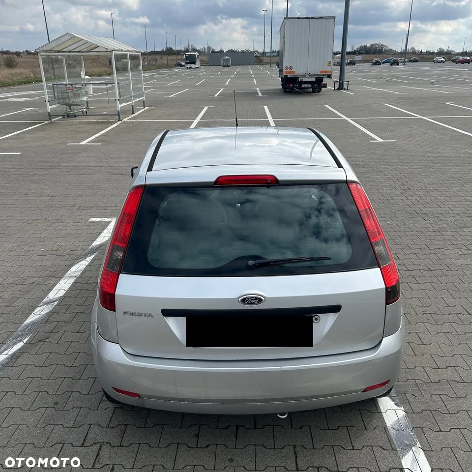 Ford Fiesta - 3