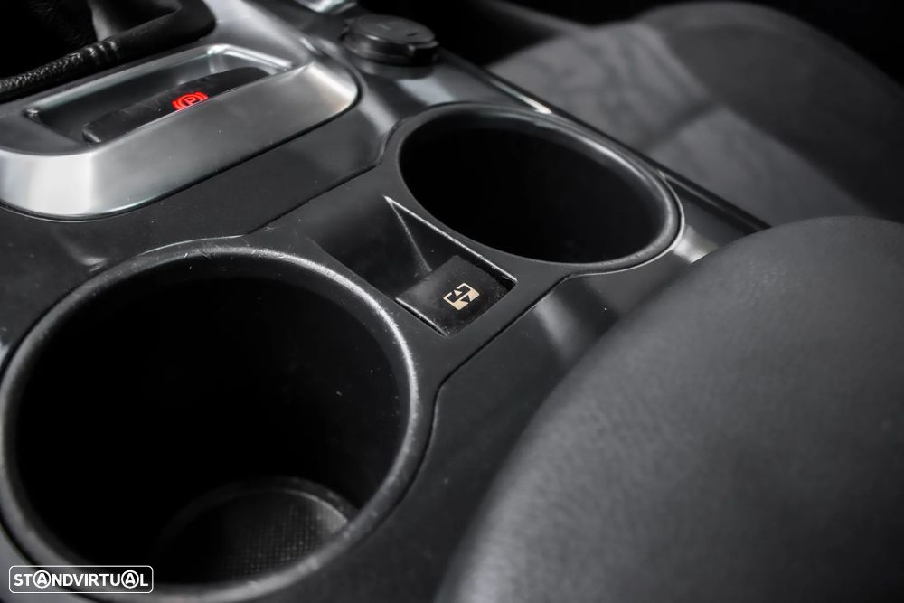 Peugeot 3008 1.6 HDi Executive - 17