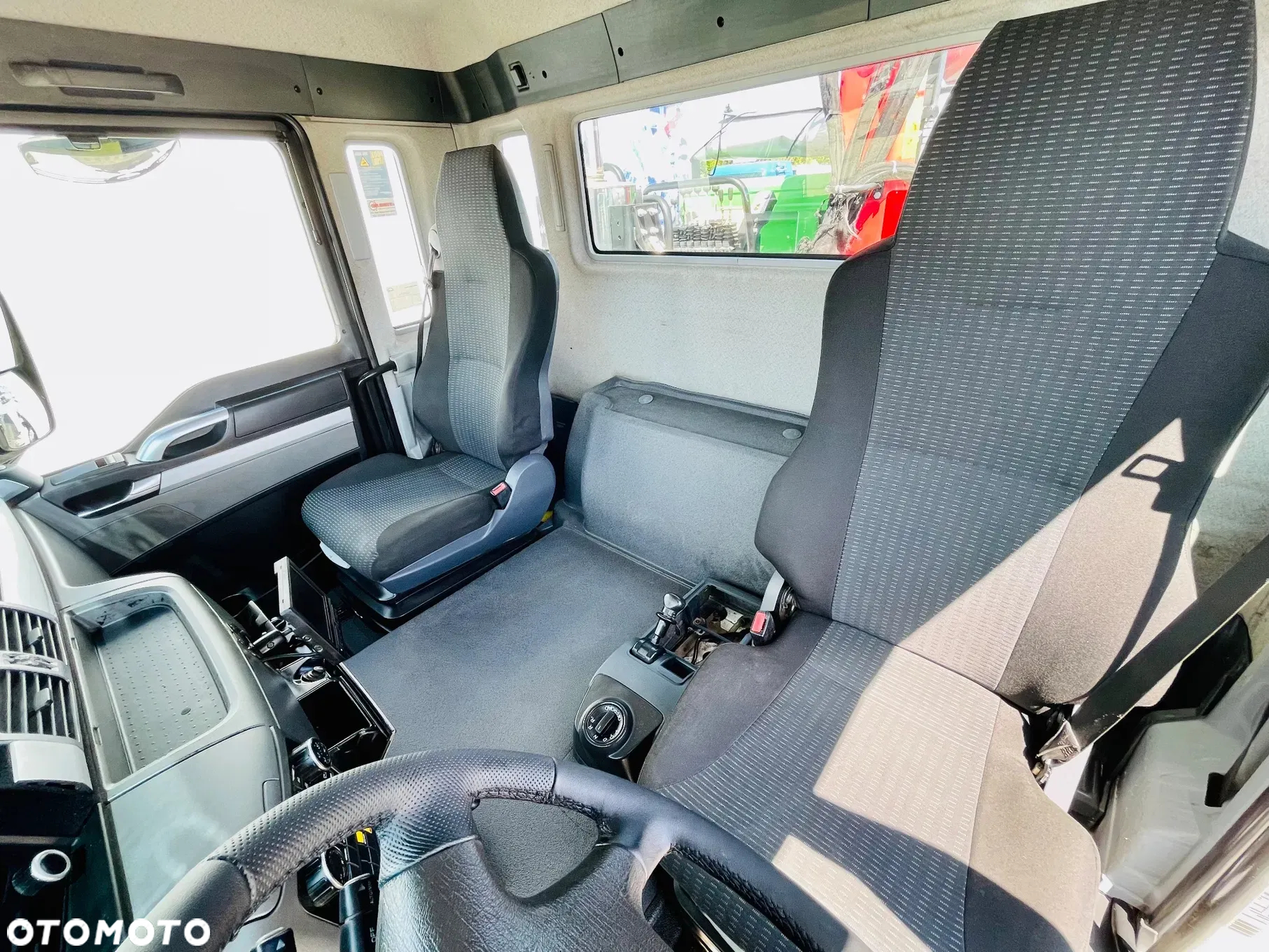 MAN MAN TGS TGX 35.400 // 8x4 // E5 // wywrotka kiper + HDS z czerpakiem / - 30