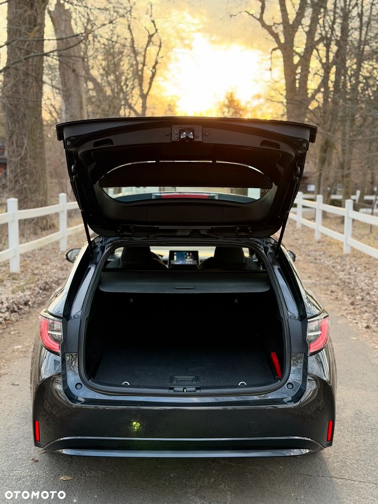 Toyota Corolla - 19